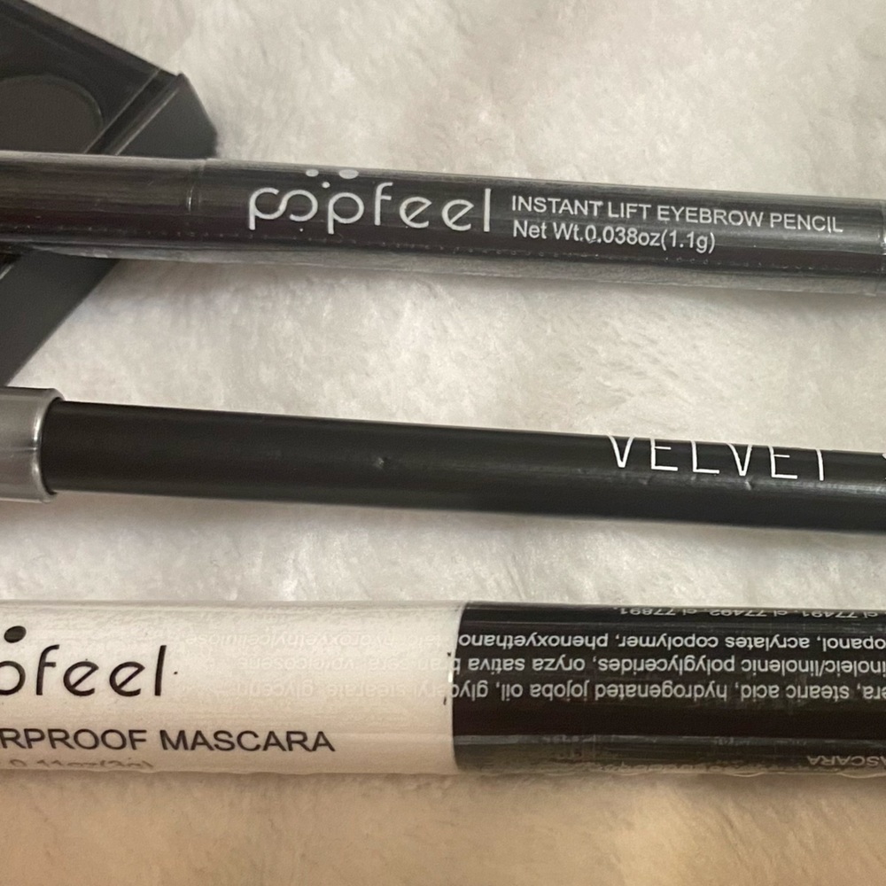 -Makeup Bundle- - Picture 5 of 10